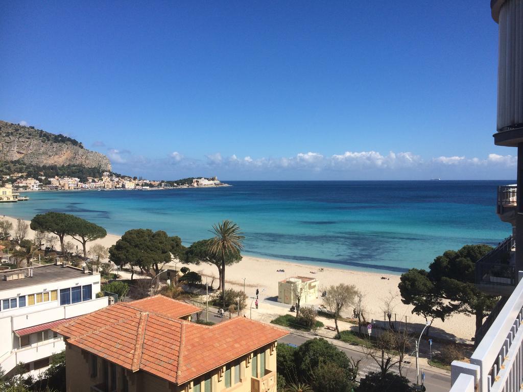 Mondello Luxury Apartment On The Beach 외부 사진