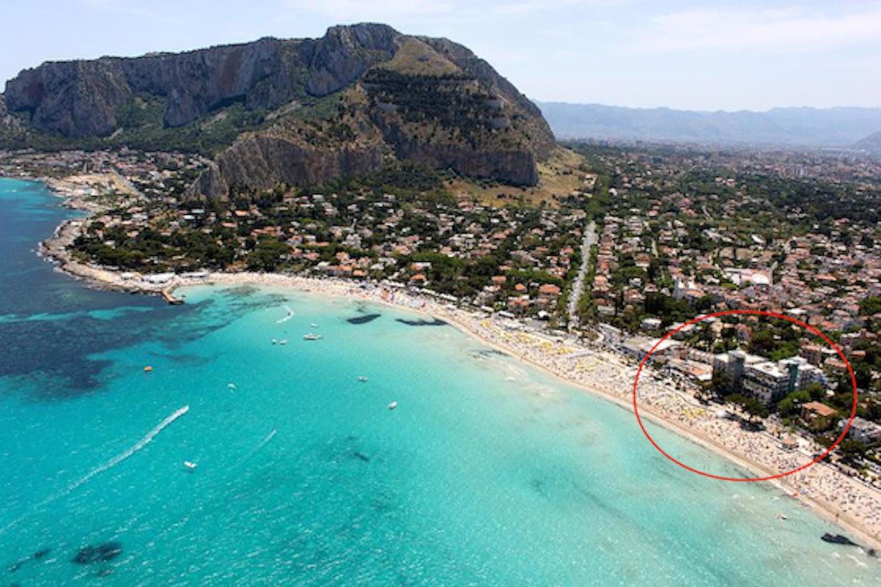 Mondello Luxury Apartment On The Beach 외부 사진