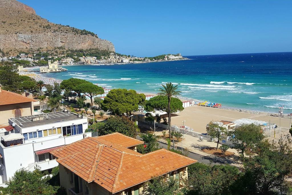 Mondello Luxury Apartment On The Beach 외부 사진